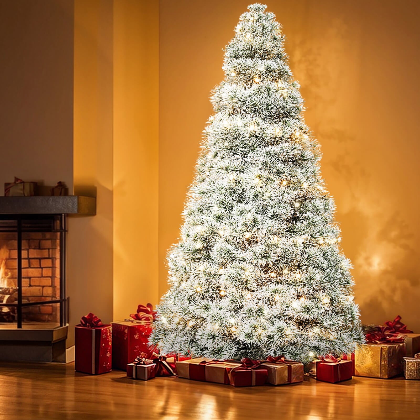 StockMAX Pre-Lit Christmas Tree