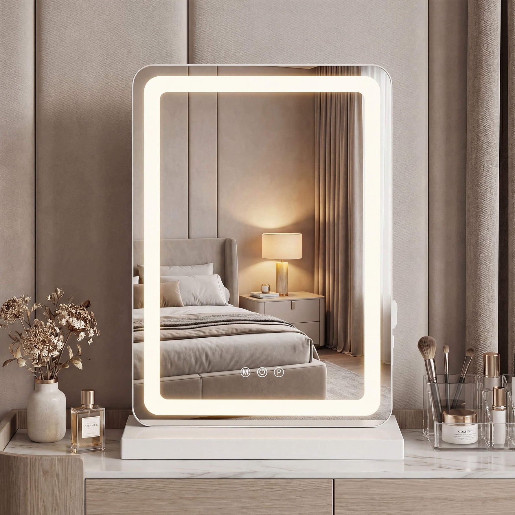 StockMAX Makeup Mirror with Lights and Aluminum Alloy Frame