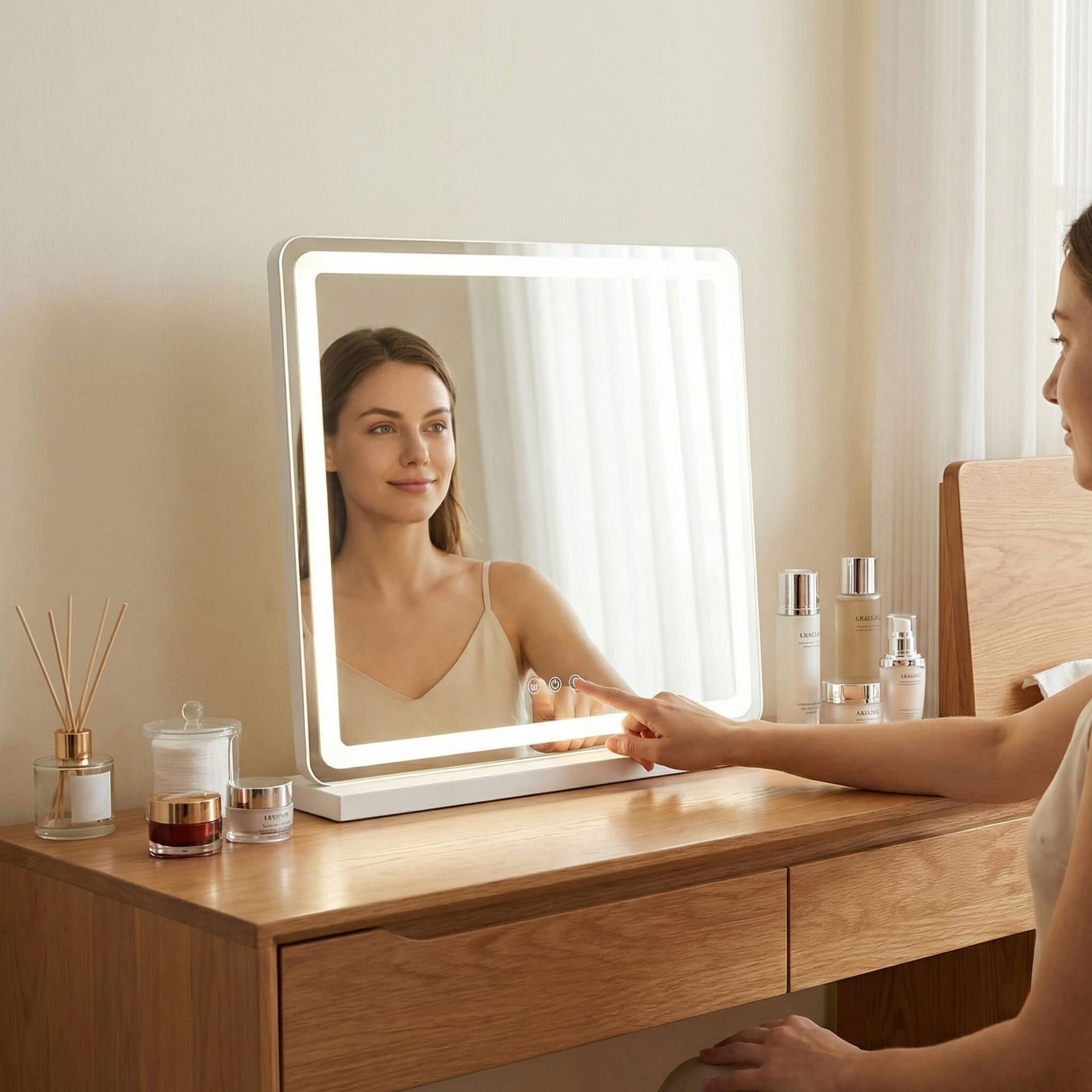 StockMAX Makeup Mirror with Lights and Aluminum Alloy Frame