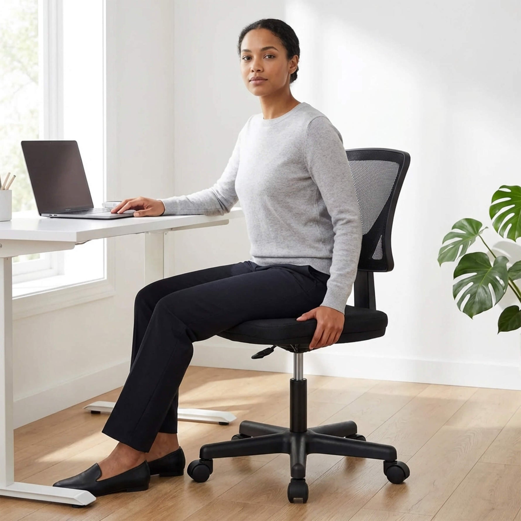StockMAX Desk Chair with Lumbar Support for Office
