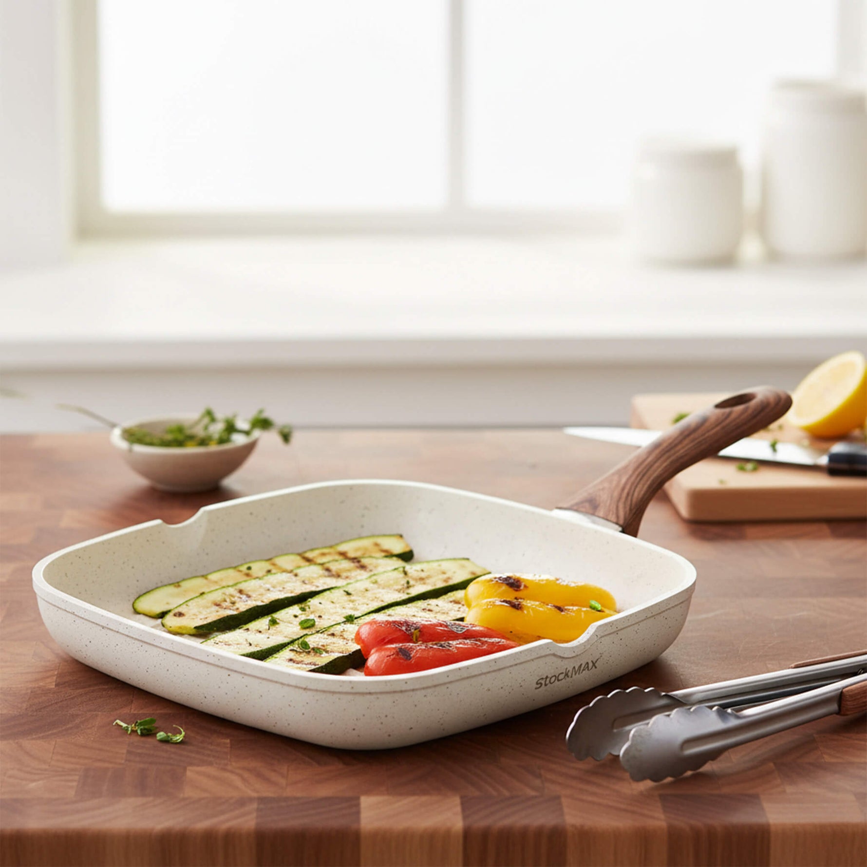 StockMAX Nonstick Cookware Set, Square Frying Pan Set with Wooden Handle