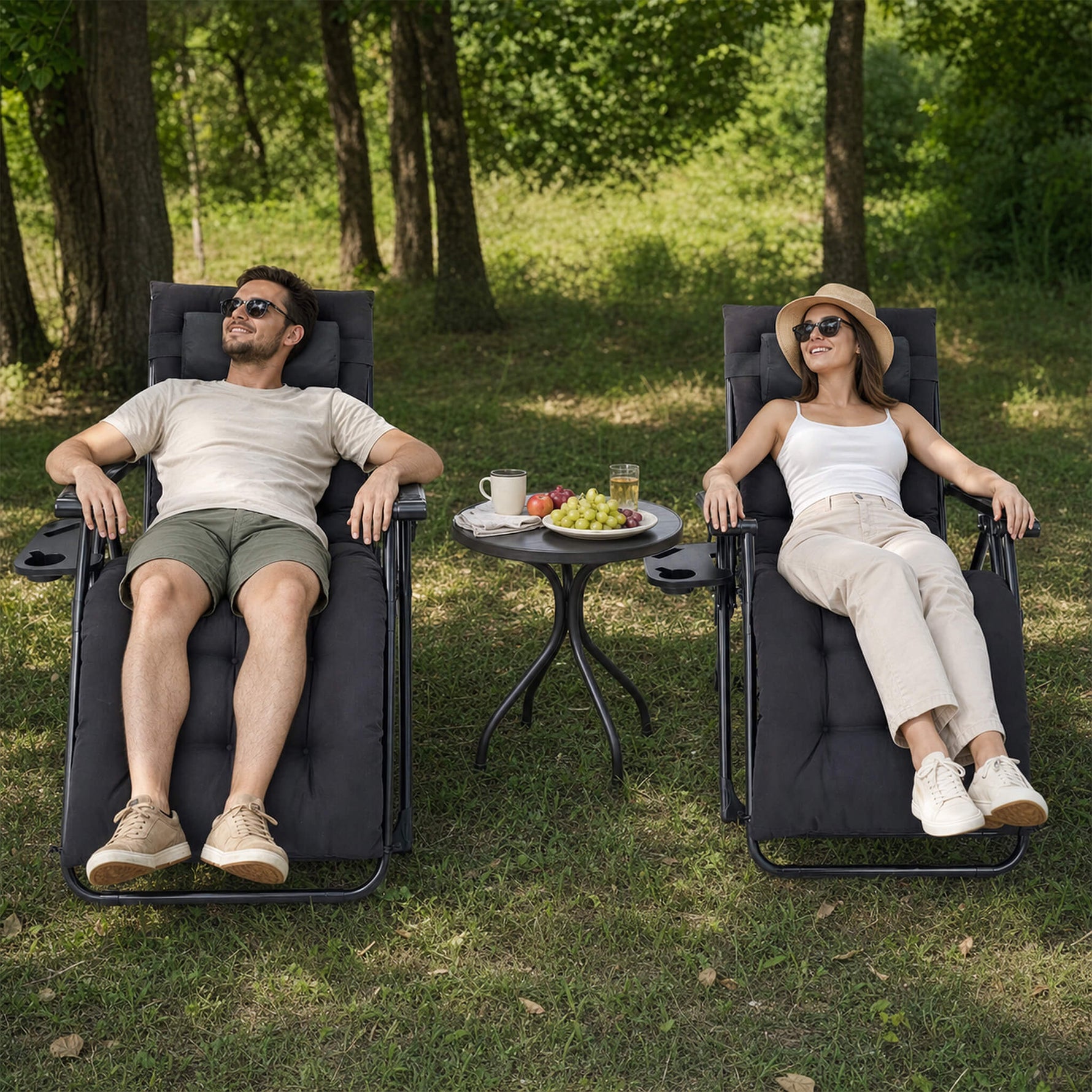 StockMAX Foldable Zero-Gravity Outdoor Lounge Chair for Beach/Patio